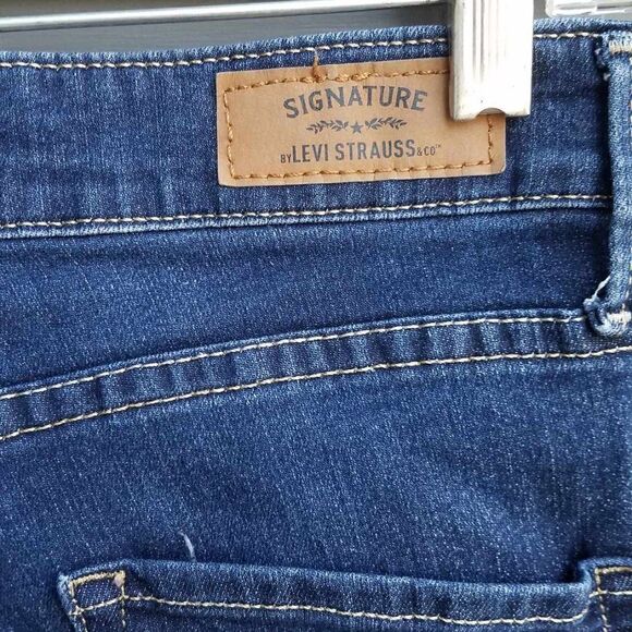 Levi's Signature Modern Slim Jeans size 4 M  ( 27-32) - Picture 6 of 9